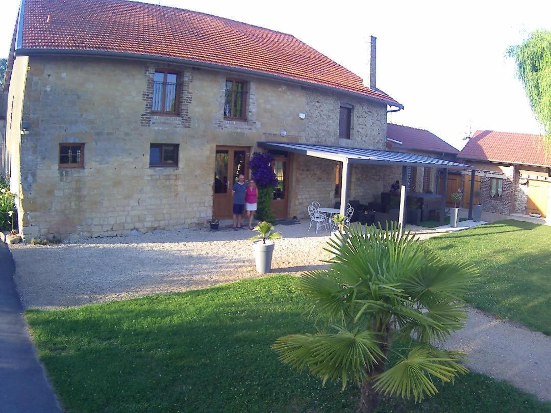 Auberge Du Pied Des Monts Grivy-Loisy Exterior photo